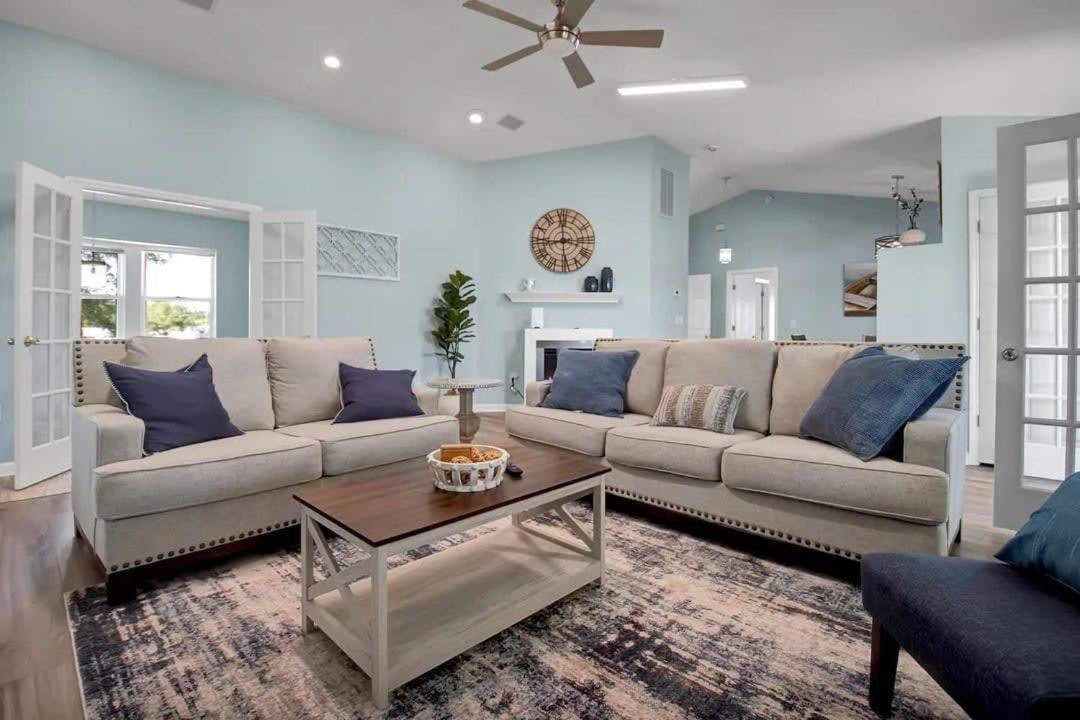 Surf City Serene Waterfront Vacation Home Exterior photo
